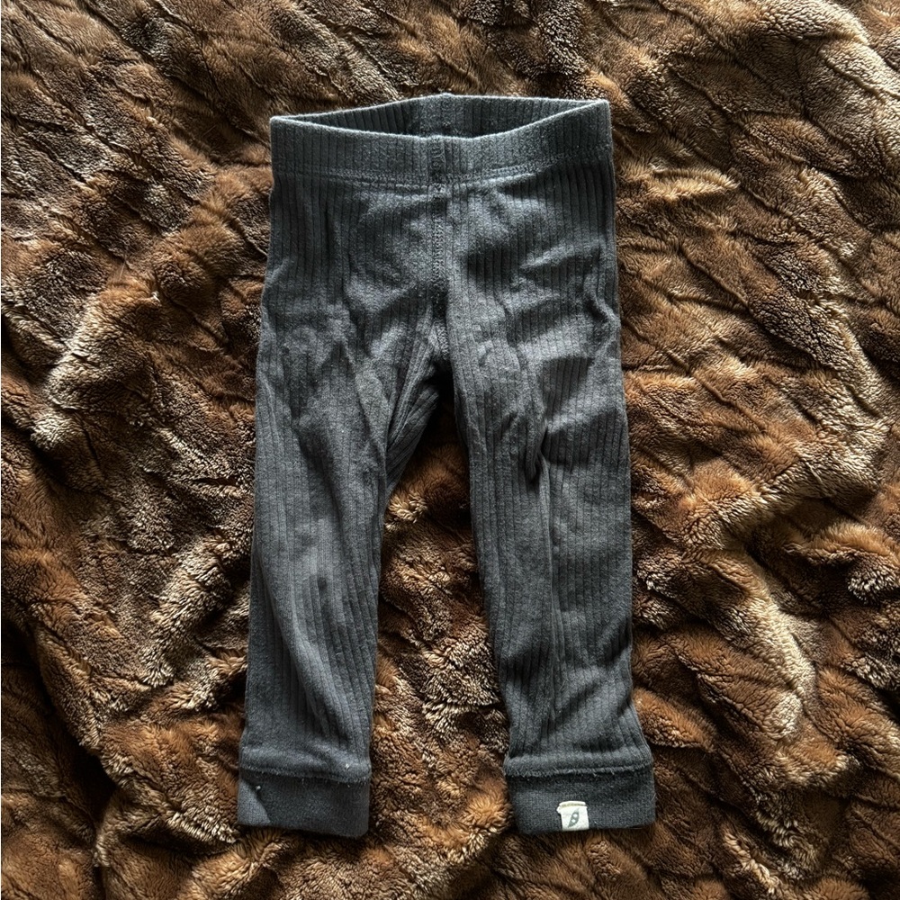 Gray Leggings with Comfortable Fit